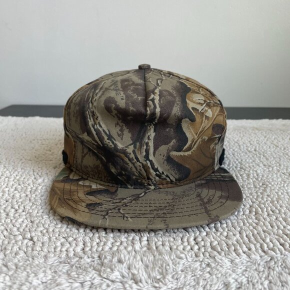 VINTAGE 80'S CAMO HUNTING SNAPBACK TRUCKER HAT ADULT OSFA CAMOUFLAGE MADE IN USA - Picture 1 of 6